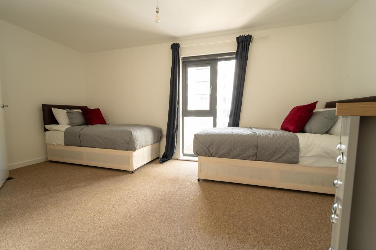 Apartment Spacious In Town Centre *